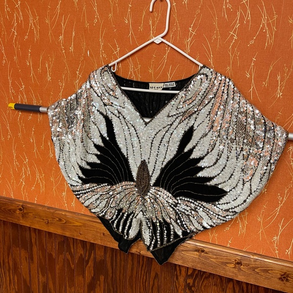 Vintage 1980s Showmax Sequined Cap Shawl - Picture 4 of 8